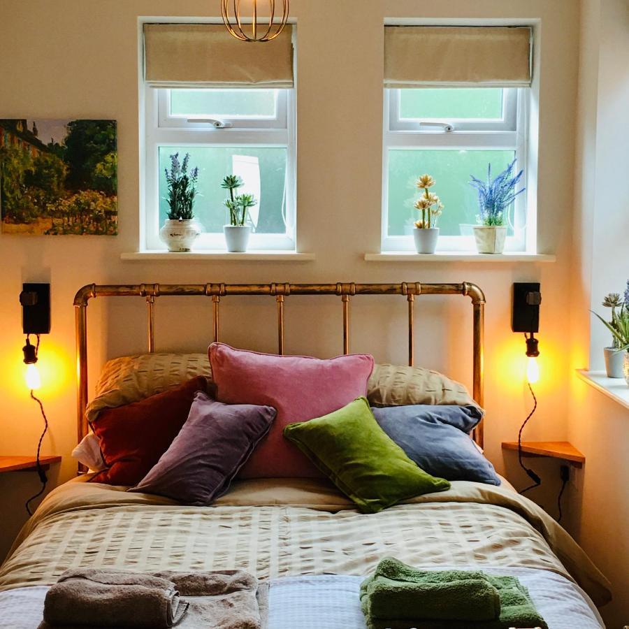 The Art Attic A Stylish Boutique Apartment Builth Wells Exterior foto