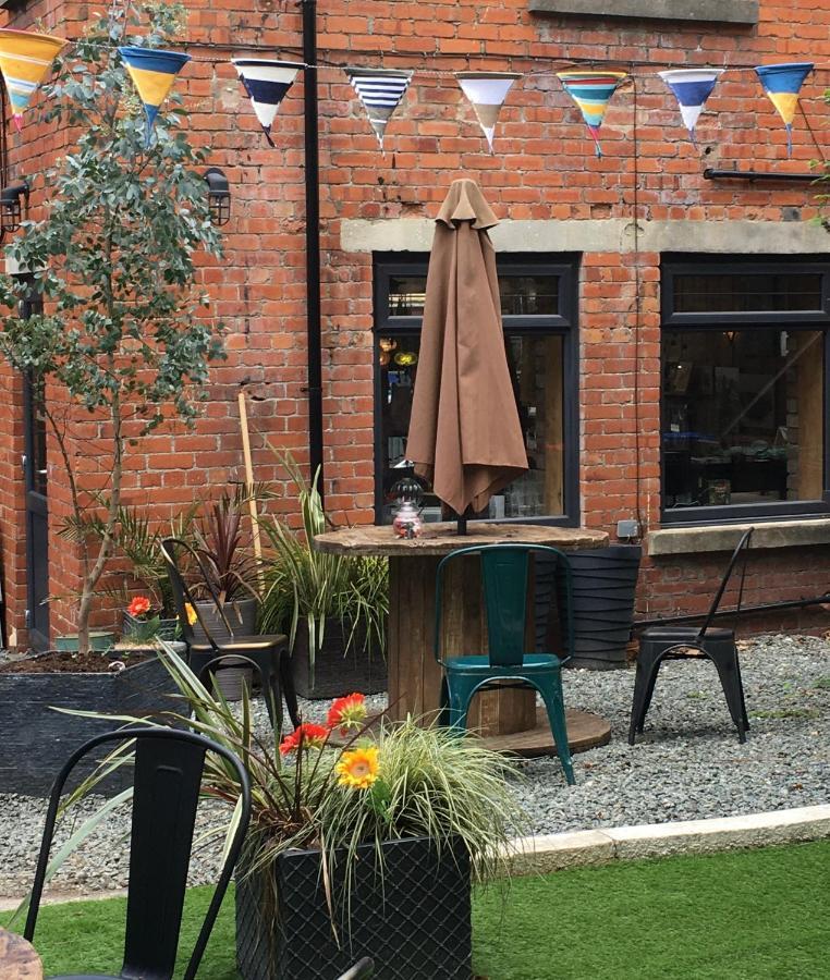 The Art Attic A Stylish Boutique Apartment Builth Wells Exterior foto